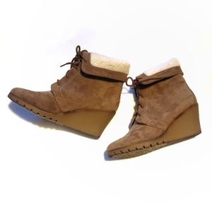 Nautical wedge ankle boots brown tan suede sz.10
